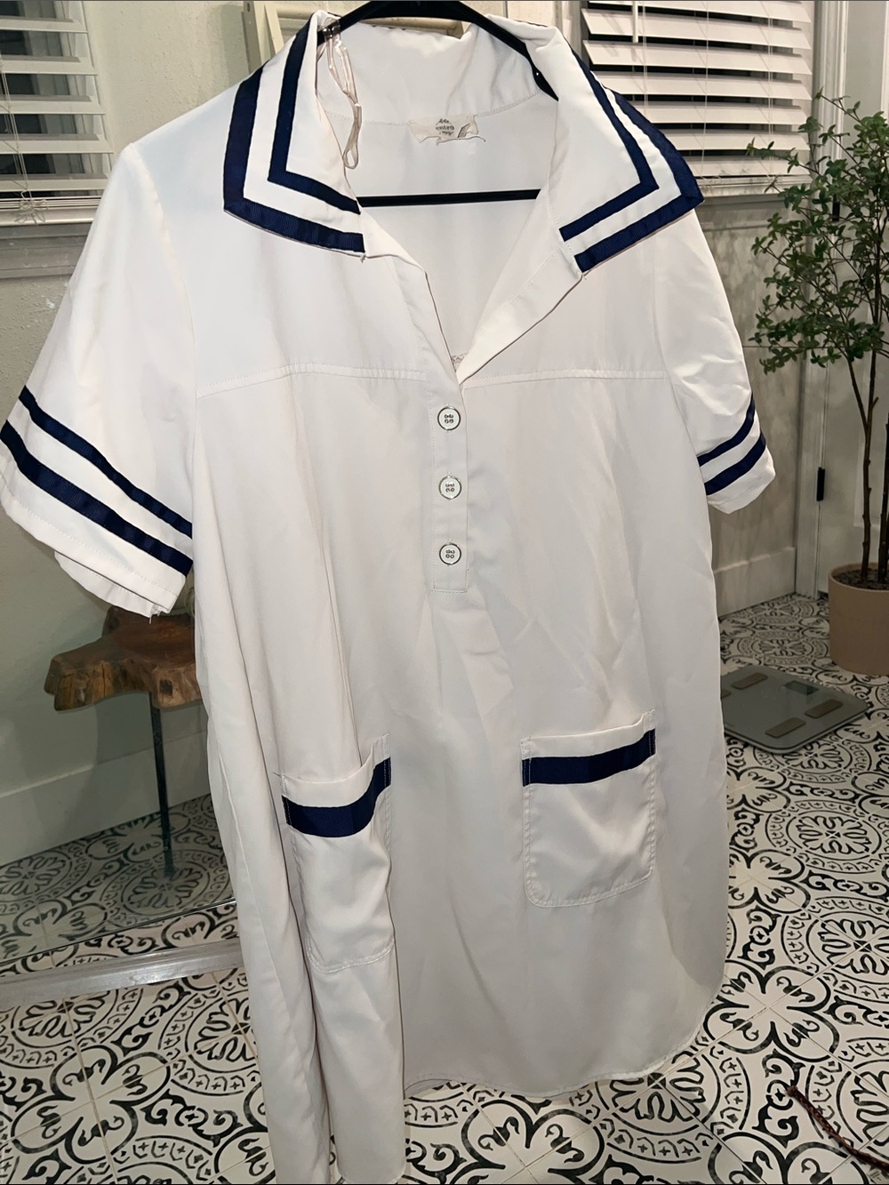 entro White Short Sleeve Sailor Tunic with Navy Trim